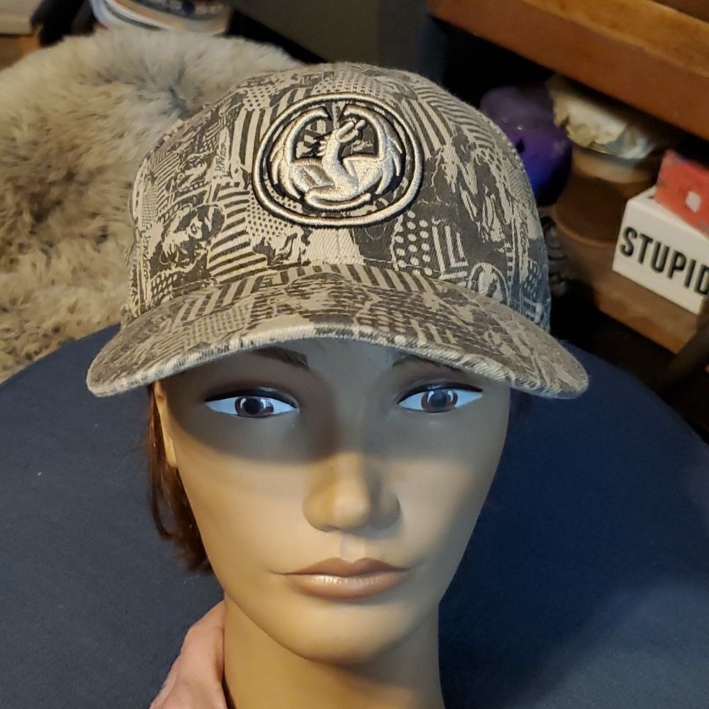 DRACONIS OBSCURO tan Ball Cap - Printed, Embroidered, Fitted Flex Fit Size: S-M‎